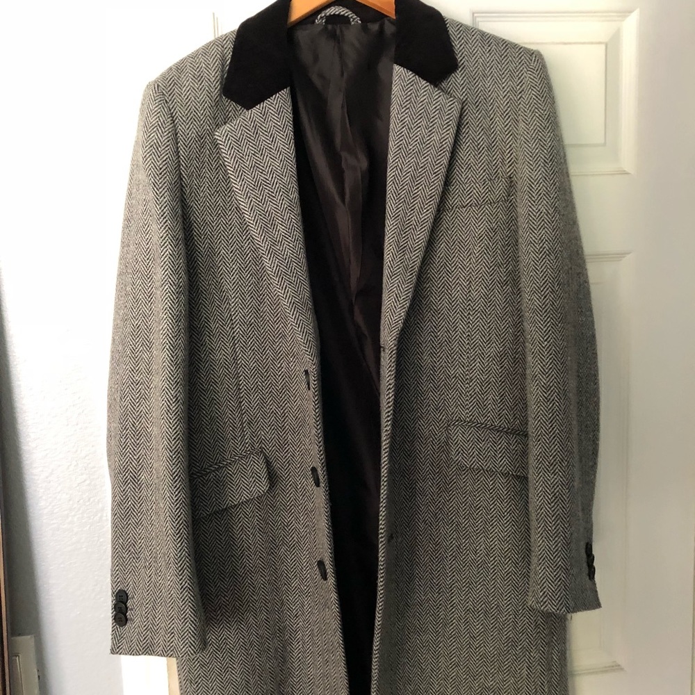 Wool overcoat in herringbone